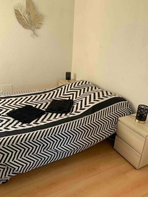 Appartement Vue Lac Marin Et Canigou Le Barcares Exterior photo